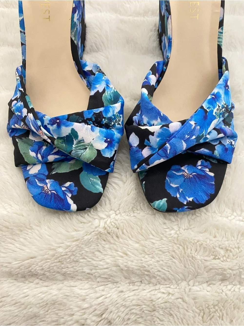 Nine West Blue Floral Knot Wedge Sandals Size 6.5